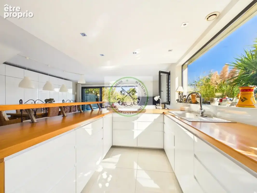 Maison T5  proche de la Mer dans une domaine privé d'exception . - photo 6