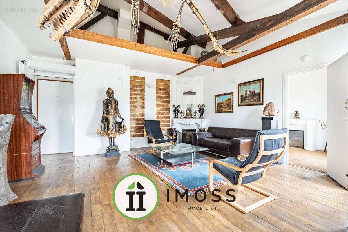 Appartement à PARIS-20E
