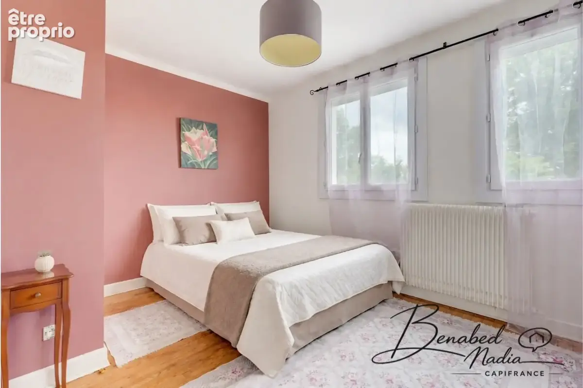 Maison familiale de 150 m² avec beau terrain de plus de 1 000 m² – Quartier Champ Plantier à Feyzin - photo 8