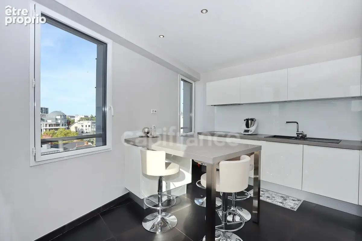 Rennes 35 – quais de la vilaine / mail françois-mitterrand   t6 duplex 200 m² – dernier étage – terrasse 60 m² – 3 garages - photo 5