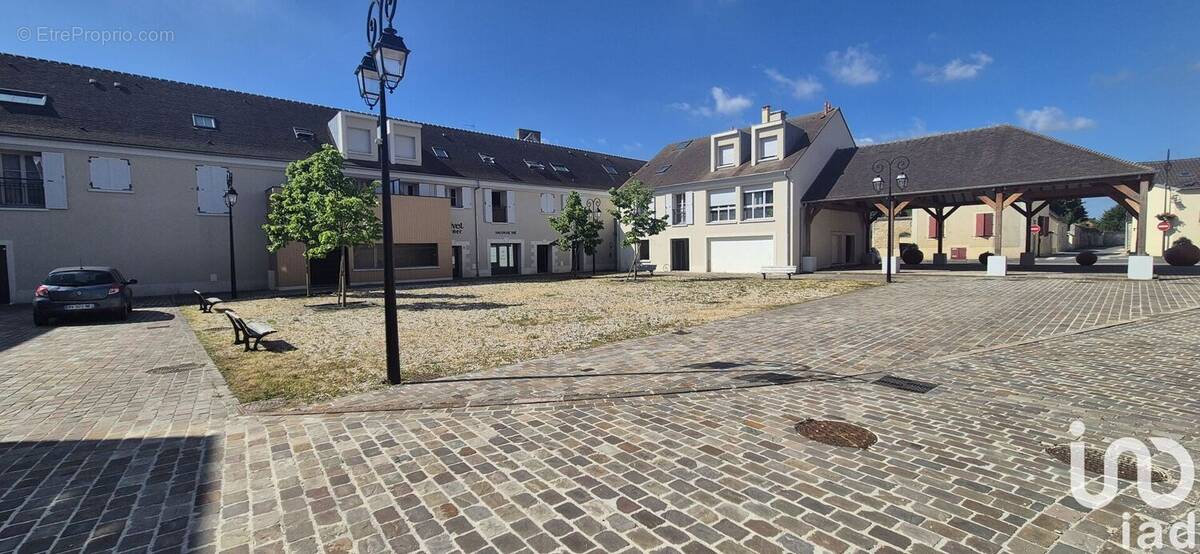 Photo 1 - Appartement à REAU