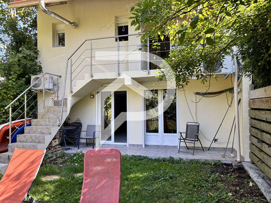 Maison à BALLANCOURT-SUR-ESSONNE