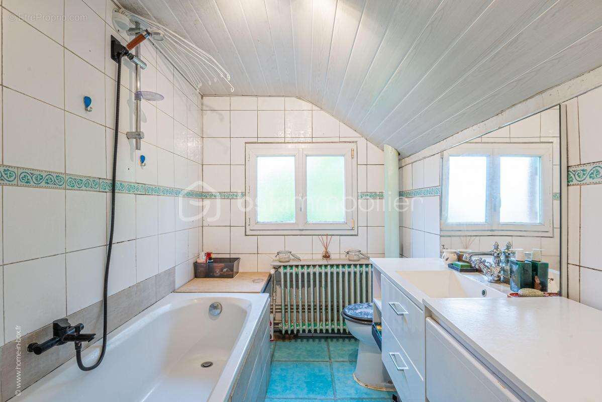 Maison à PONTAULT-COMBAULT