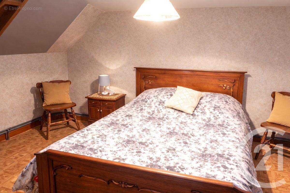 Maison à ATTIN