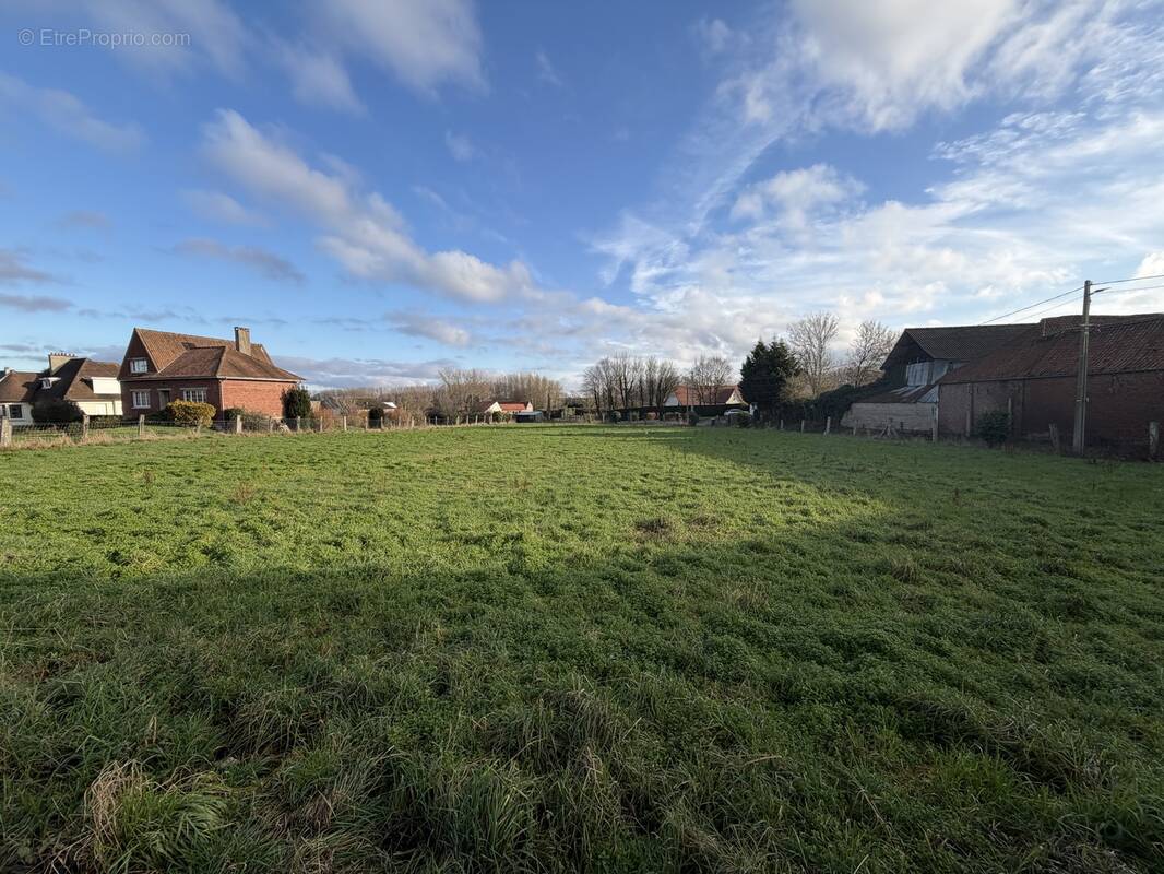 Terrain à ECQUEDECQUES