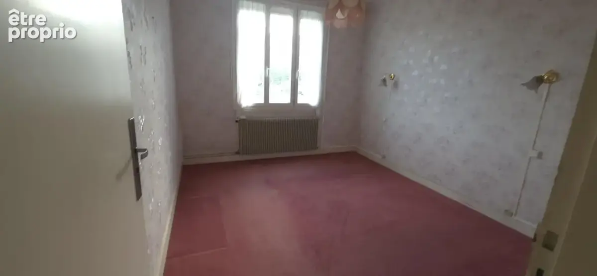 Maison 6 pièces 134 m² à vendre à Dun-Le-Palestel (23800) - photo 7