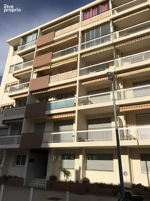 Juan les pins, 3 pièces, terrasse sud , cave, parking &  garage à vendre loué - photo 14