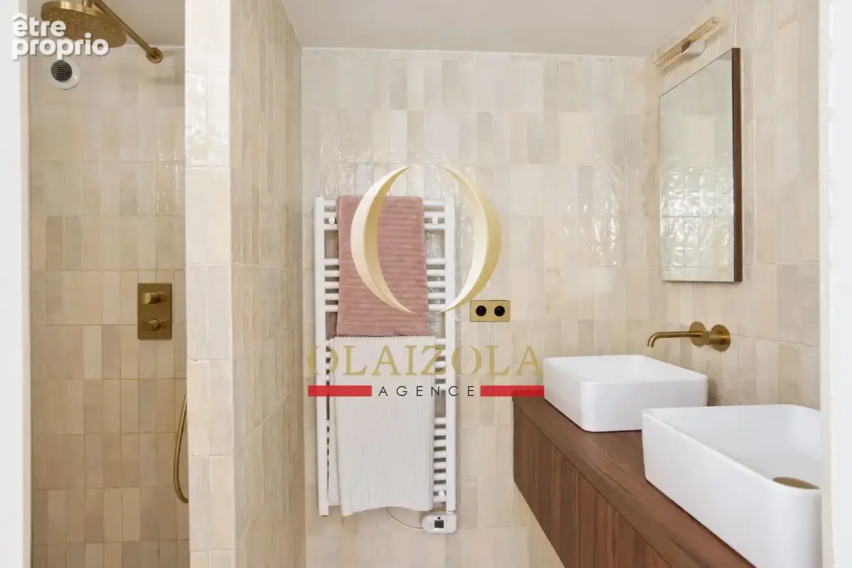 CIBOURE / GOLF DE LA NIVELLE - Elégant appartement parfaitement rénové. - photo 8