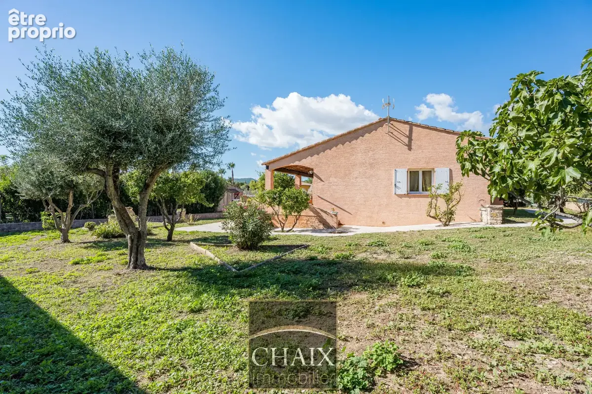 La ciotat   maison de plain-pied avec jardin de 1 000 m2 - photo 3