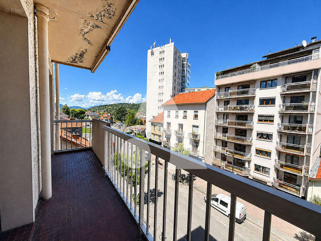 Appartement à AIX-LES-BAINS