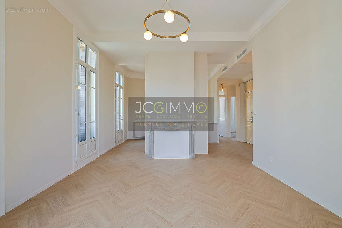 Appartement de charme Gambetta  - T4 de 88 m2 - balconnets - cave et grenier - photo 4