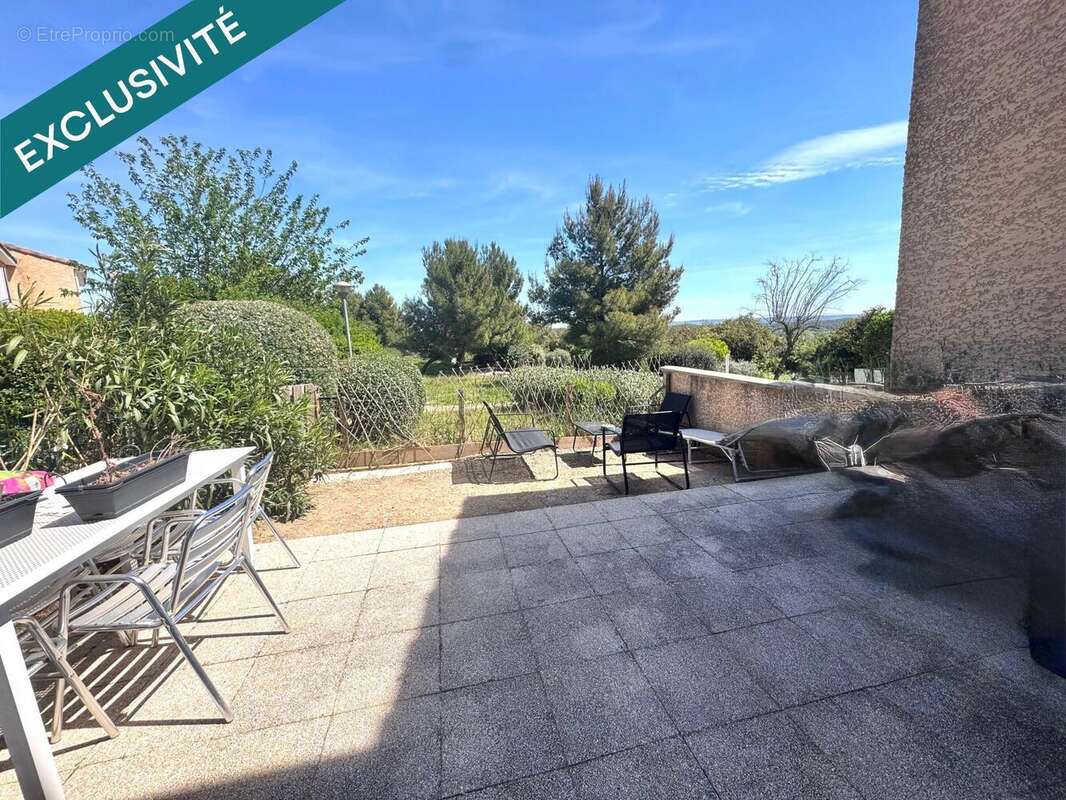 Photo 2 - Maison à CALVISSON