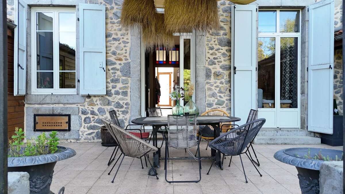 Maison à SAINT-GIRONS