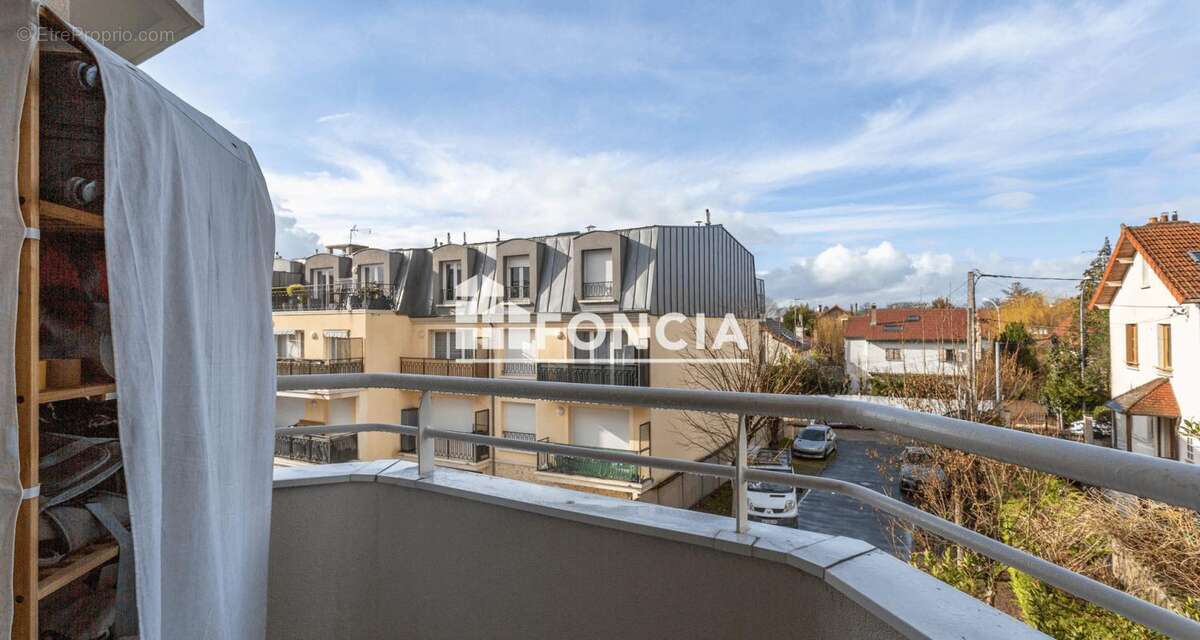 Appartement à SAVIGNY-SUR-ORGE