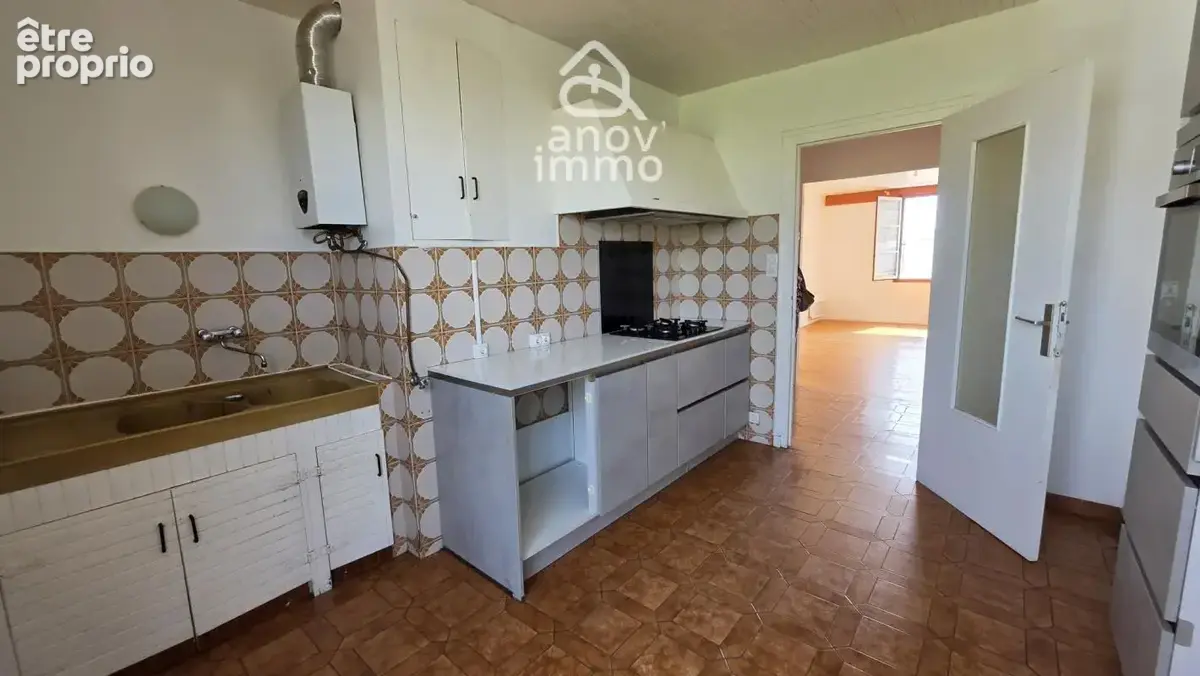 Appartement 80 m2 dernier étage - à rénover - idéal investis - photo 4