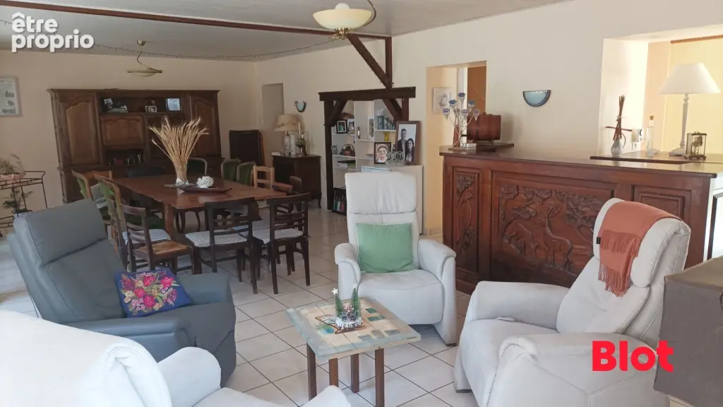 Maison 6 pièces 156 m² à vendre à Saint-Sulpice-La-Foret (35250) - photo 2