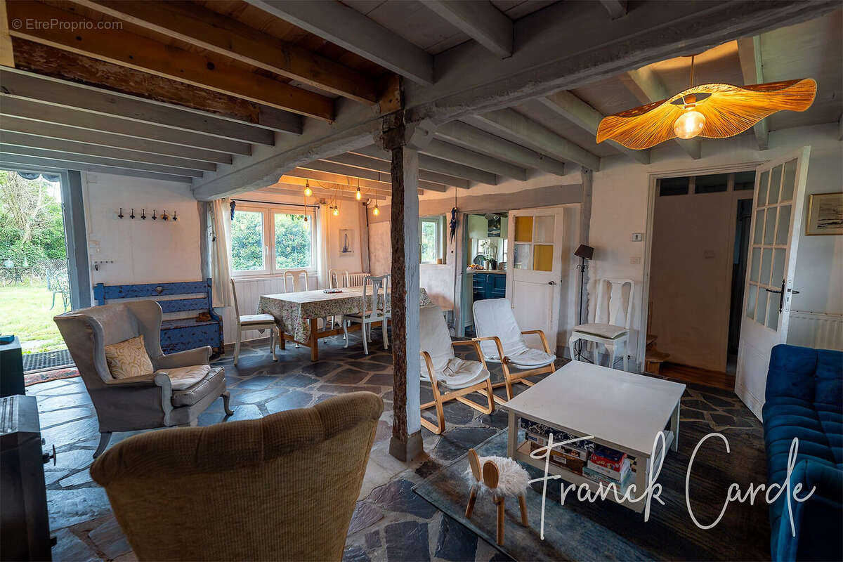 Maison 132 m² à Val-De-Saane  - photo 8
