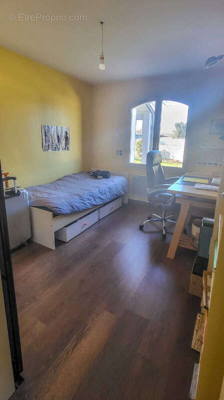 Maison à VENDAYS-MONTALIVET