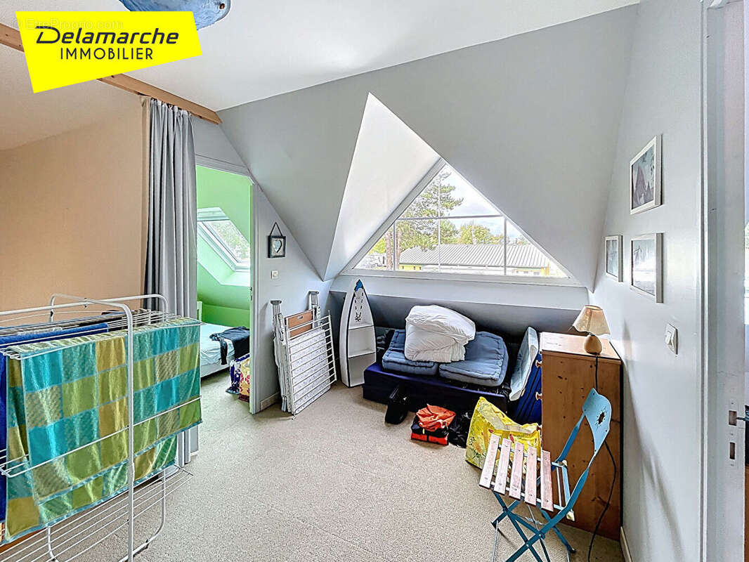 Maison à DONVILLE-LES-BAINS