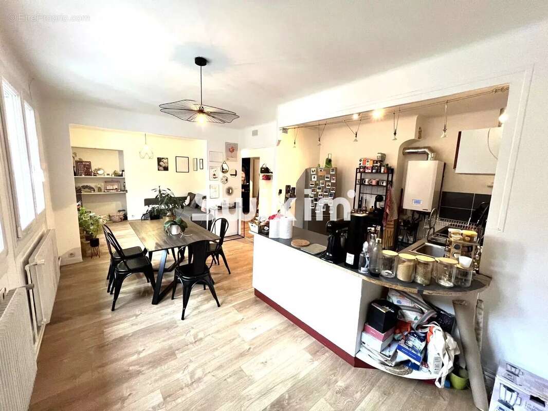 Appartement à LONS-LE-SAUNIER