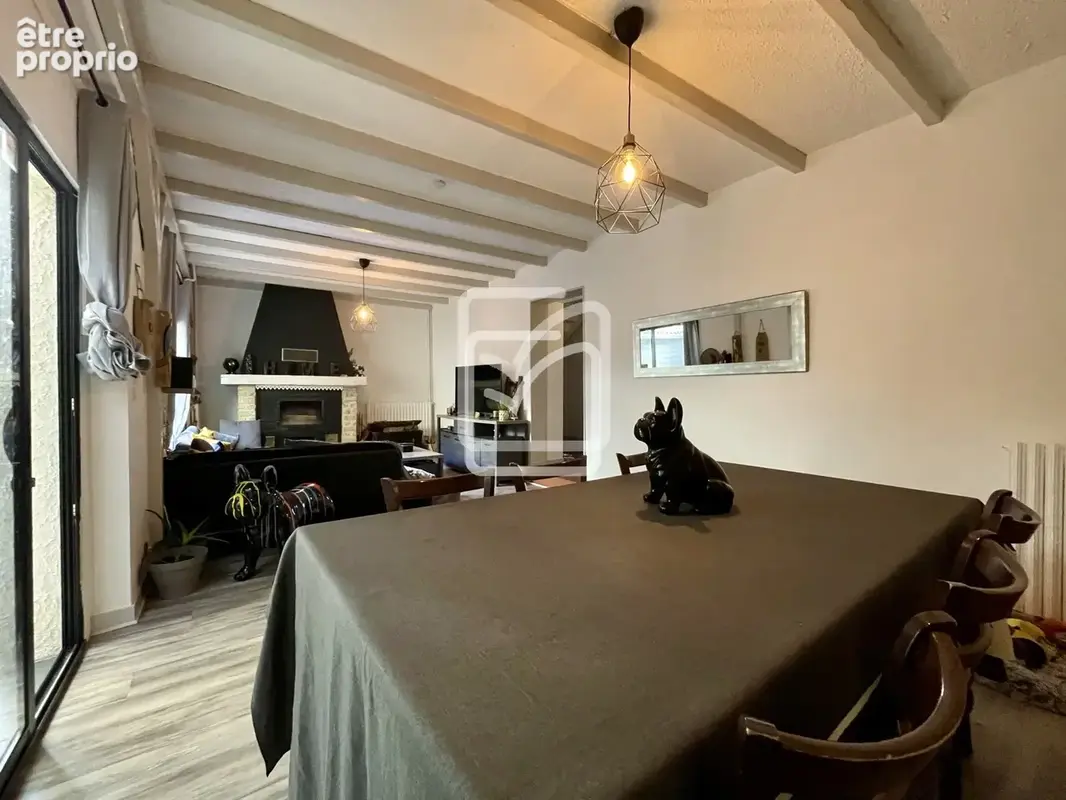 Ensemble immobilier et commercial - hotel restaurant et maison de ville - photo 3