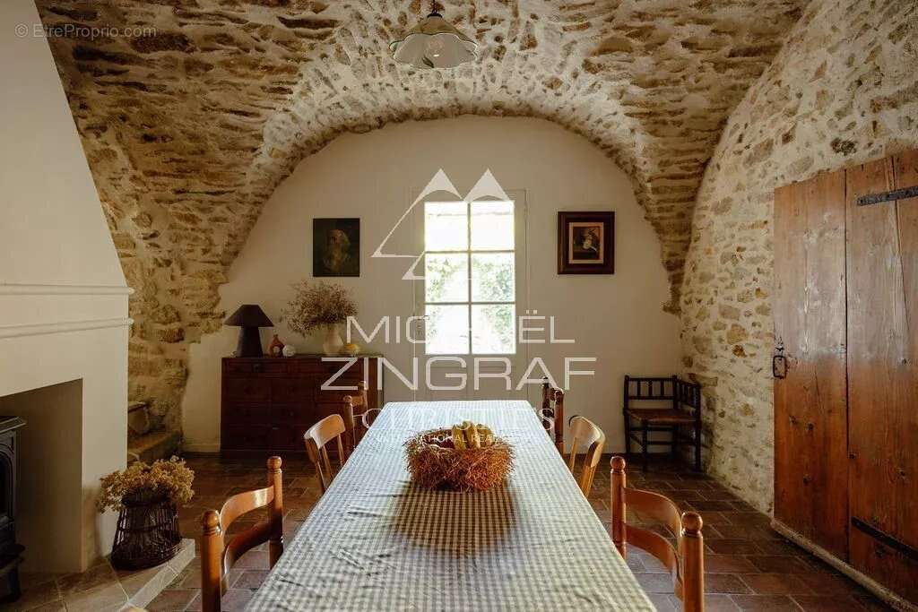 Maison à AIX-EN-PROVENCE