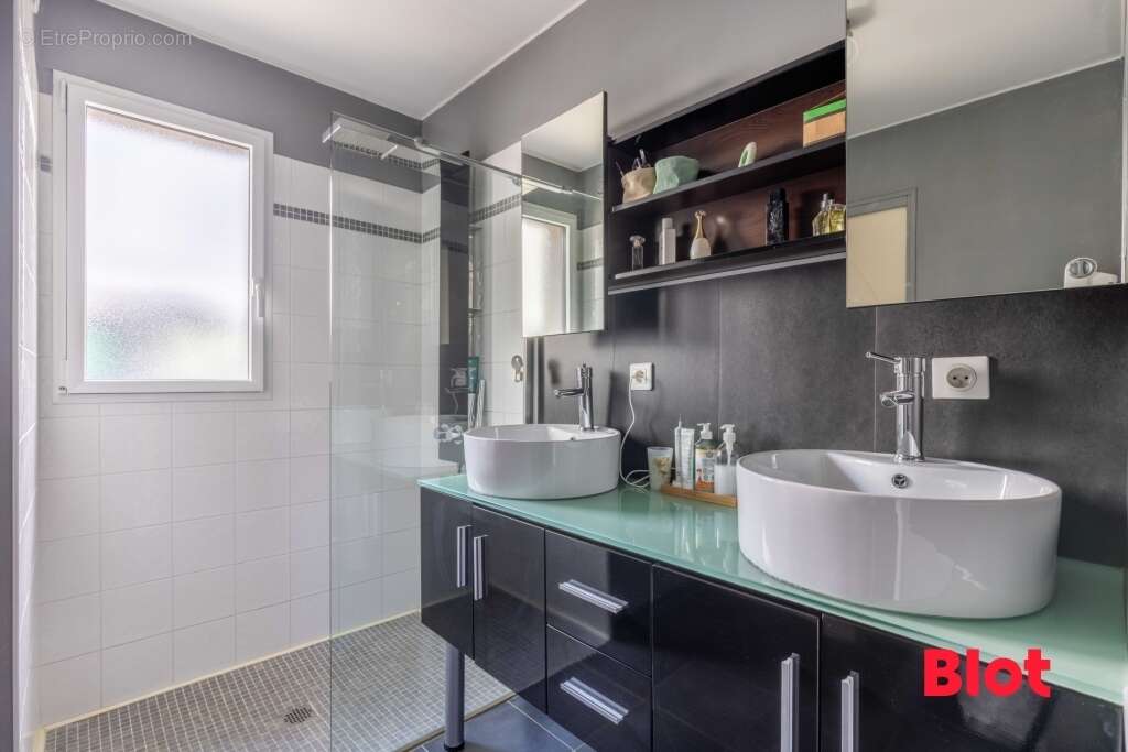 Maison à SAINT-GILLES