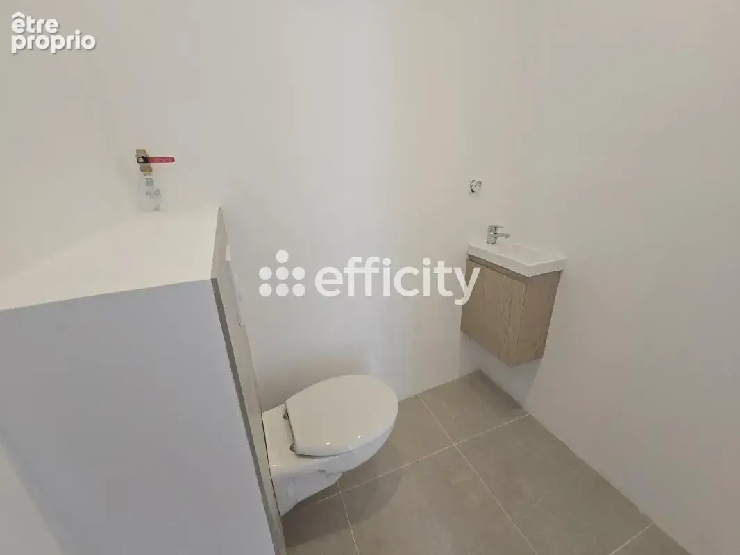 Locaux/Biens immobiliers - photo 5
