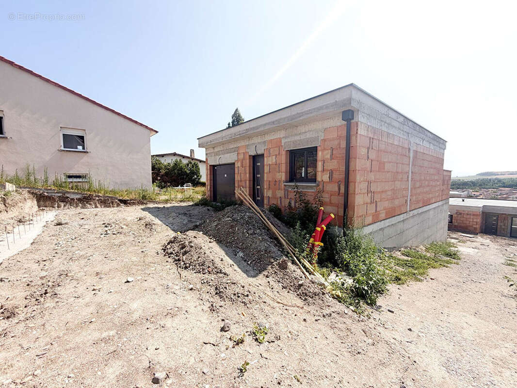 Villa 5 pièces de 154 m2 - photo 4