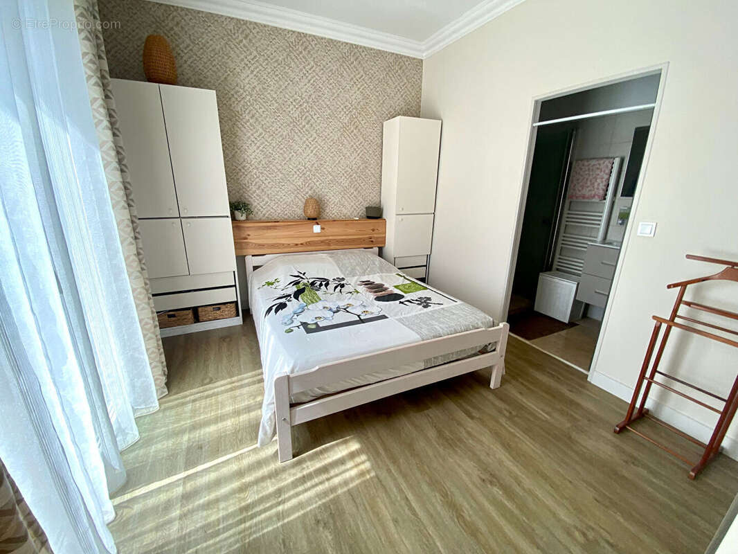 Maison plain-pied 4 chambres, 757 m² de terrain, 12 mins gare ! - photo 10
