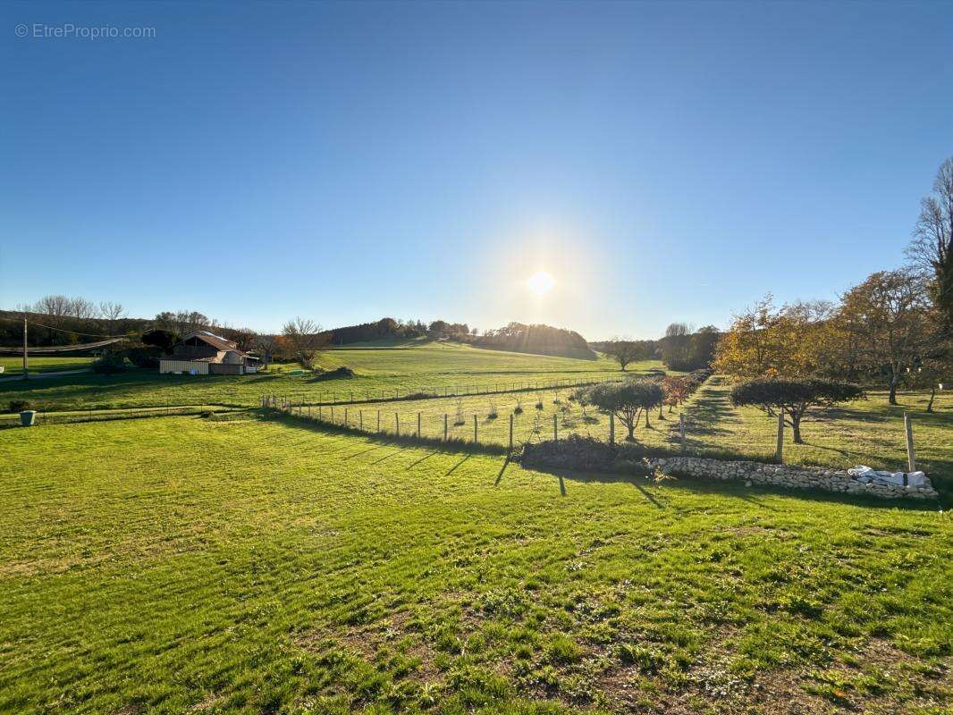 Maison à TOCANE-SAINT-APRE