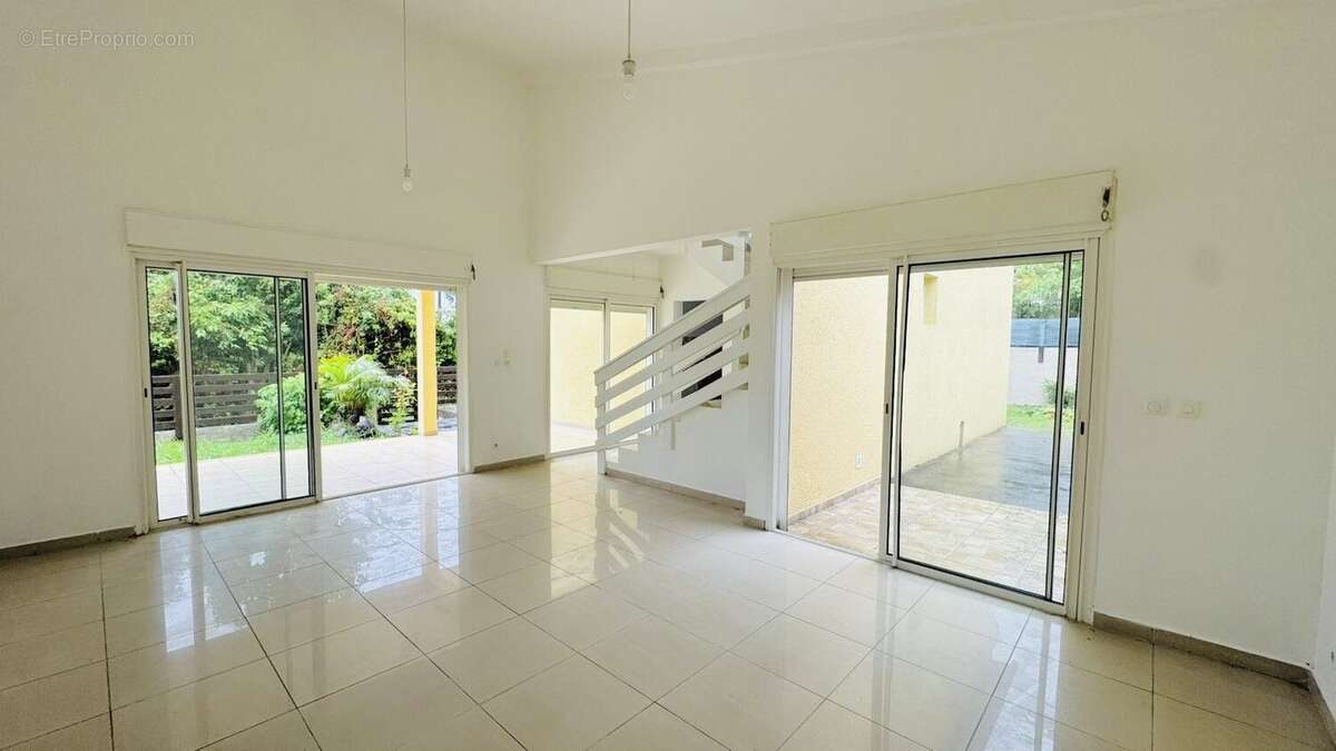 Maison à SAINT-PIERRE