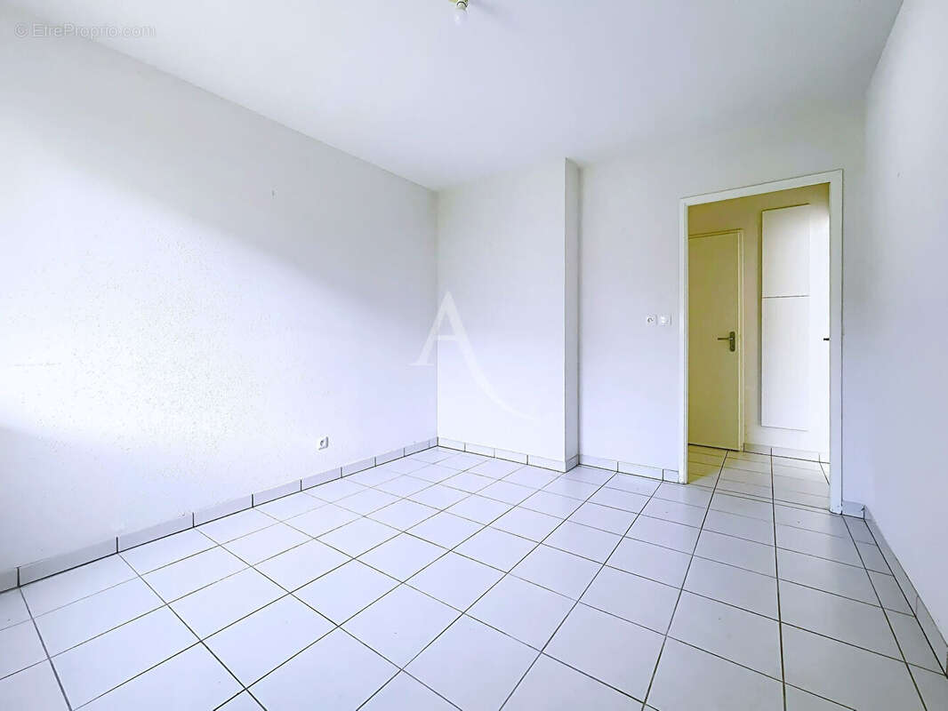 Appartement à CASTELGINEST