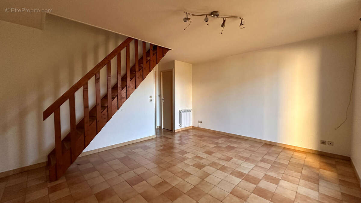 Maison à JAUNAY-CLAN