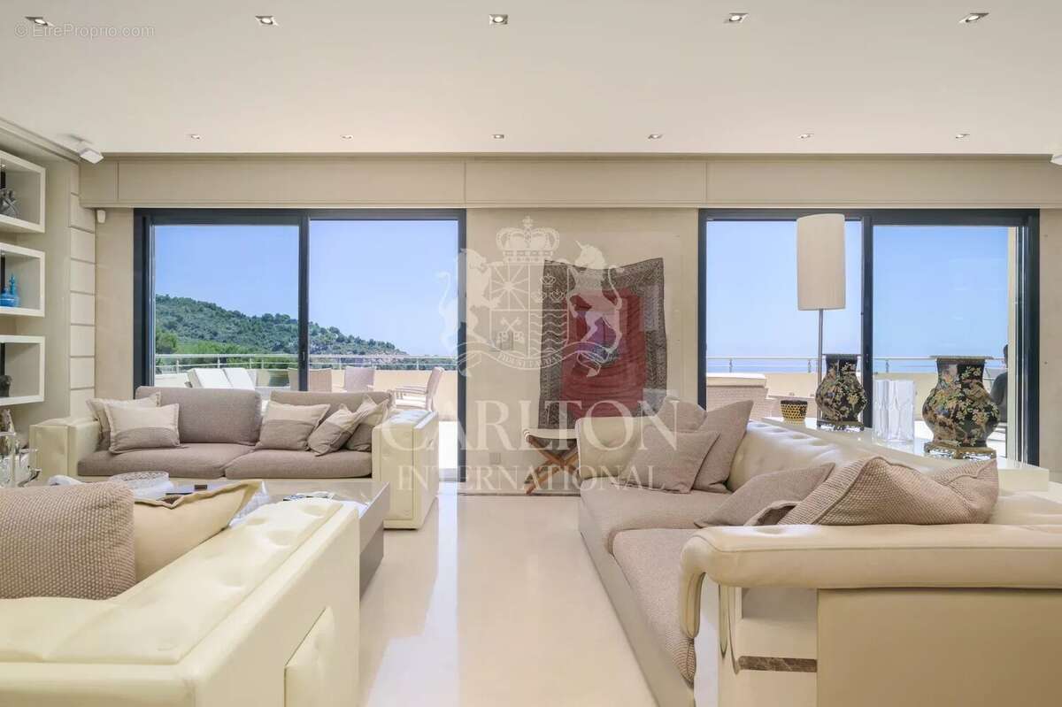 Maison à EZE