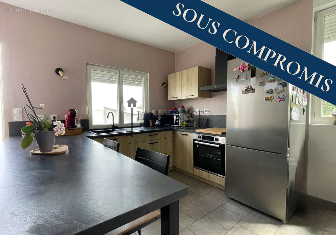 Maison à COURCELLES-LE-COMTE