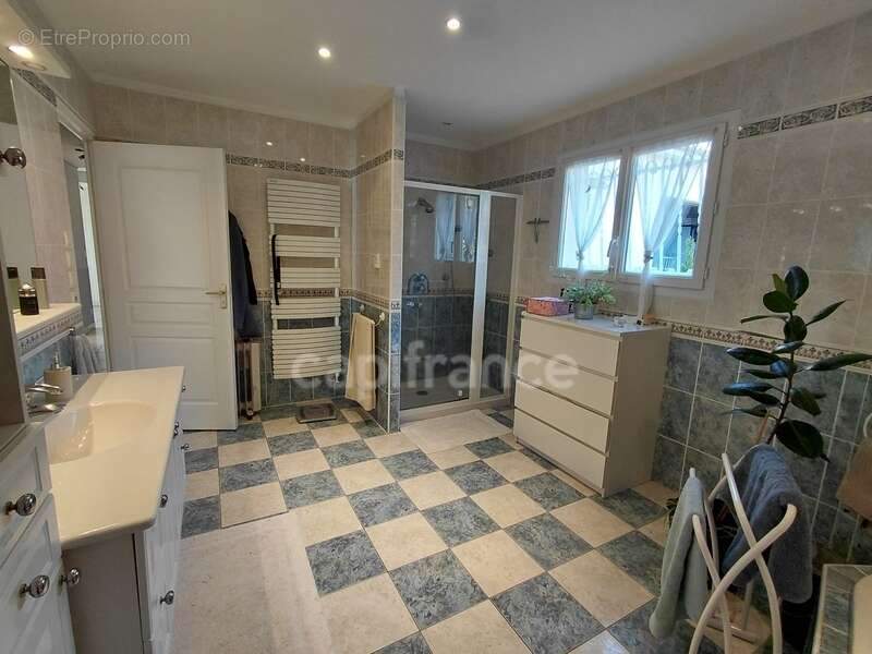 Maison à VALDIVIENNE