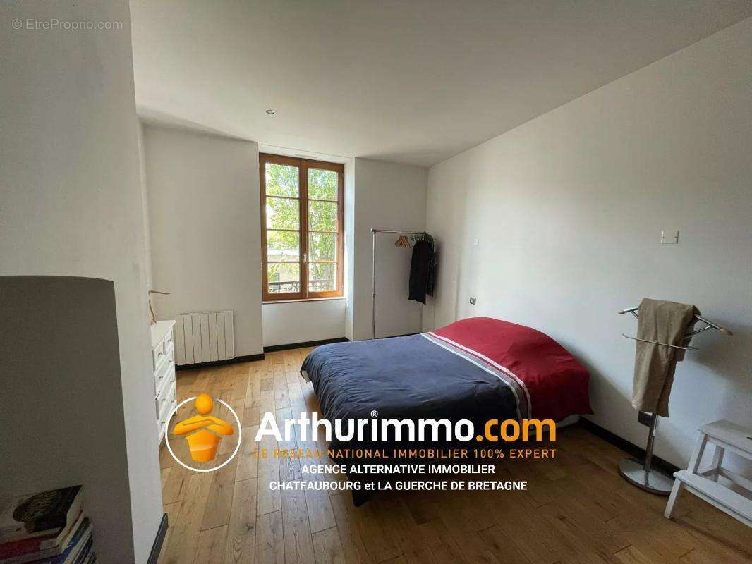 Maison à LA GUERCHE-DE-BRETAGNE