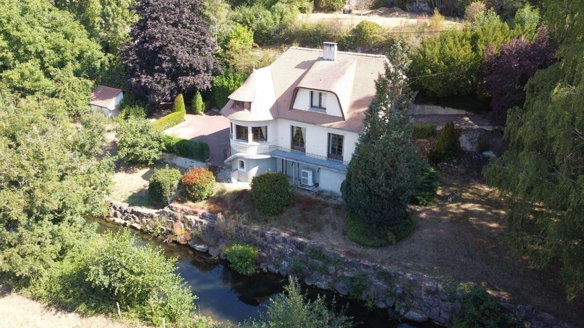 Maison 6 pièces avec terrain de 4 700 m² – Bord de rivière, belle vue sur la campagne – Bretteville-sur-Laize (14) - photo 25