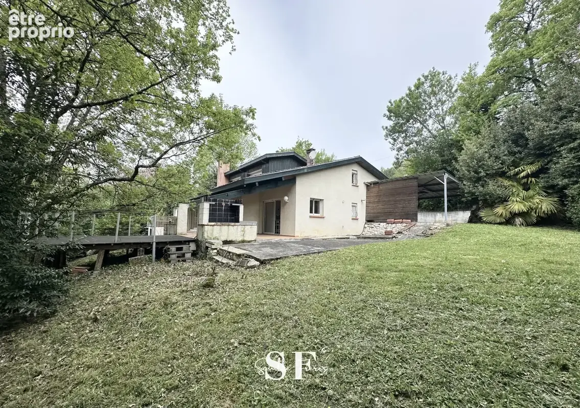 Agen - maison de 140m2 + garage de 27m2  avec terrain - photo 17
