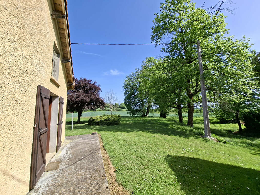 Maison à MIRANDE