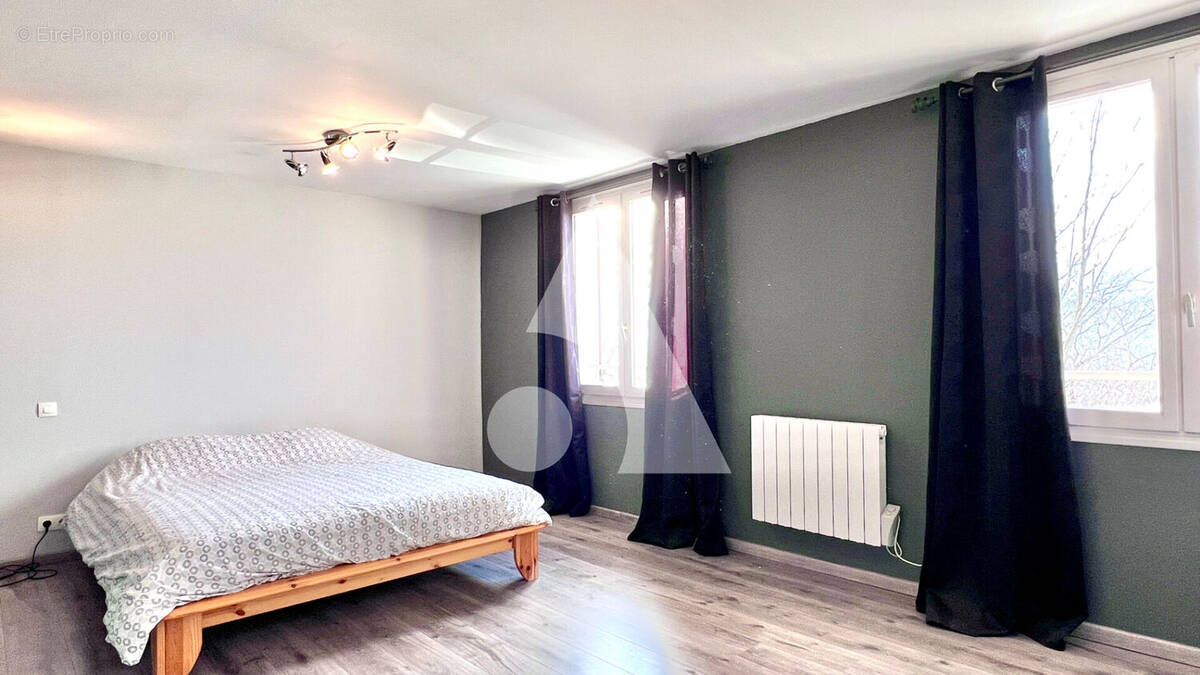 Maison à BELLEGARDE-SUR-VALSERINE