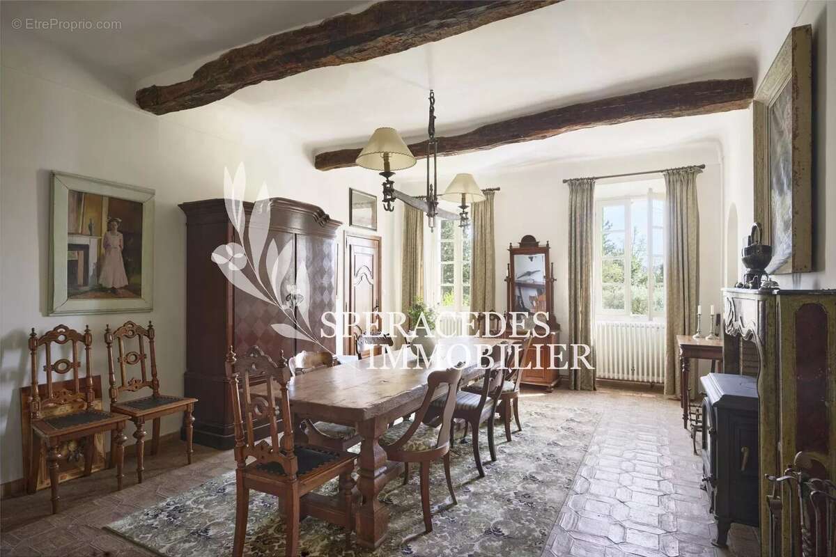 Maison à PEYMEINADE