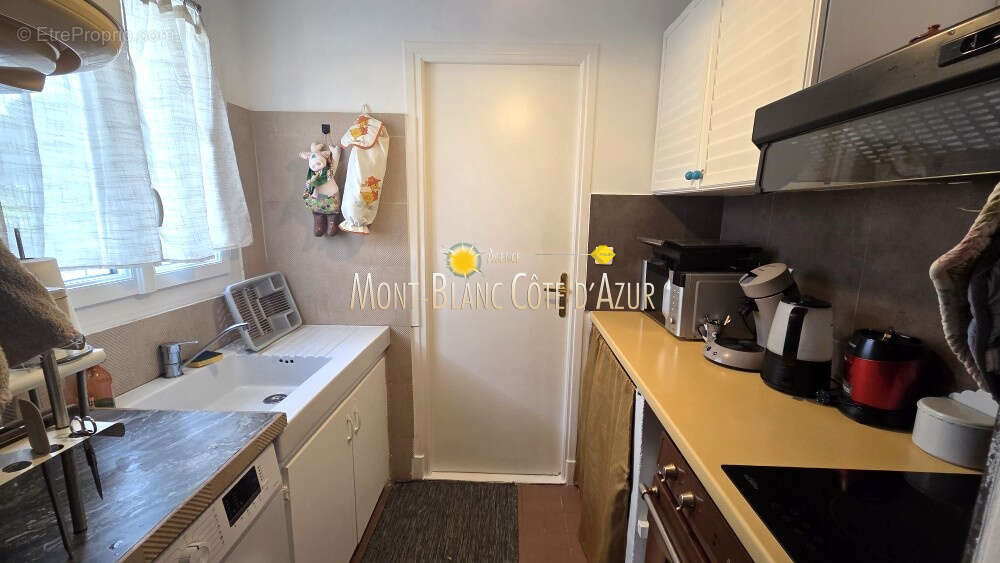 Appartement 2 pieces loué avec parking proche des commerces - photo 9