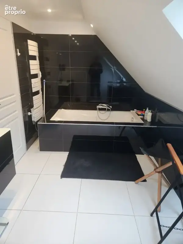 Flexanville maison familiale 7 pieces - photo 6