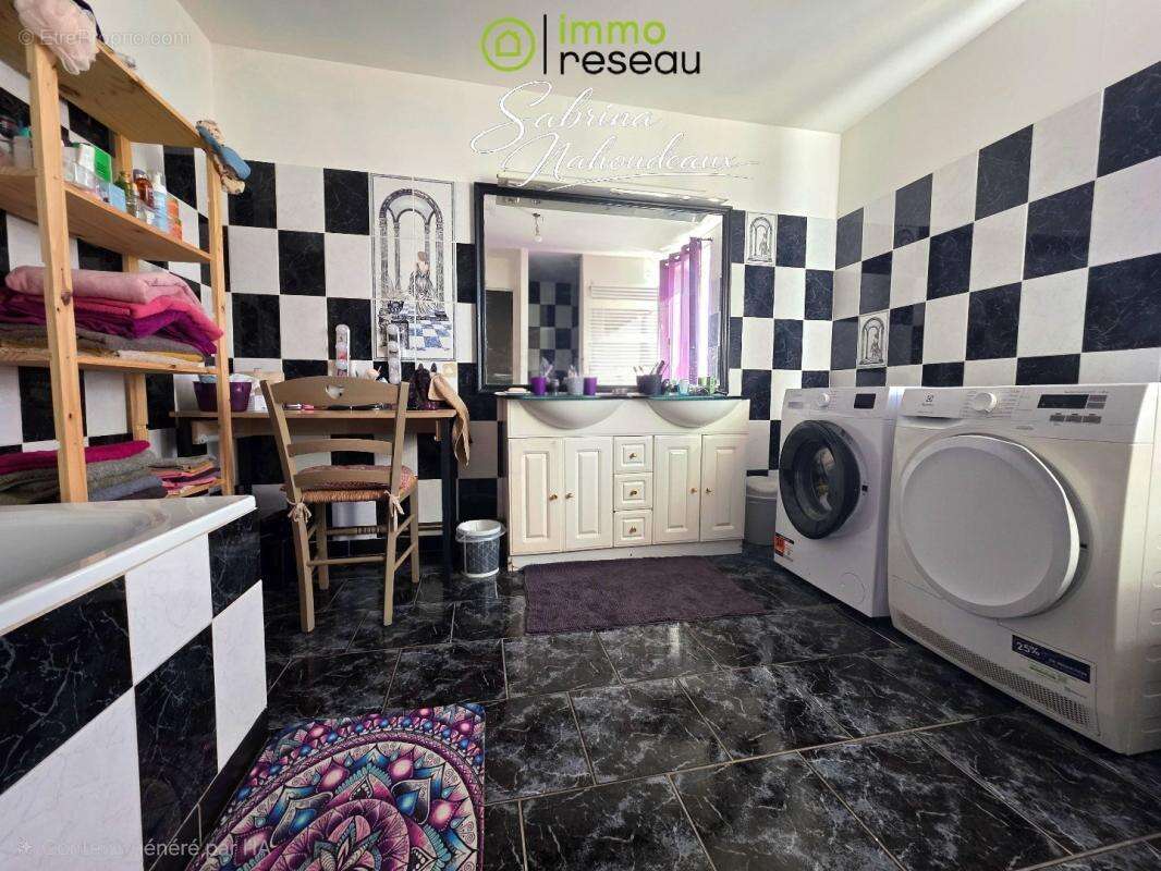Appartement à SAINT-MICHEL