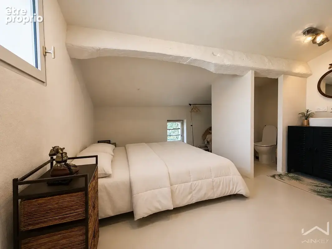 Isabelle di natale vous présente en exclusivité   la garde-adhémar   maison de village en pierre entièrement r - photo 23