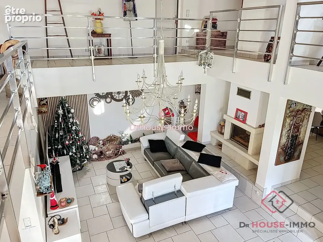 Maison 299 m² à Saint-Astier  - photo 5