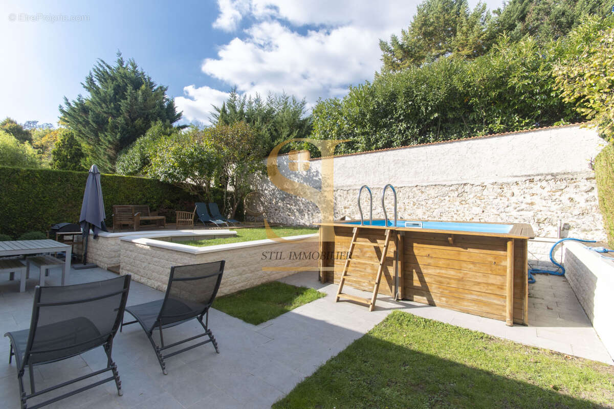 Maison à SOISY-SUR-SEINE