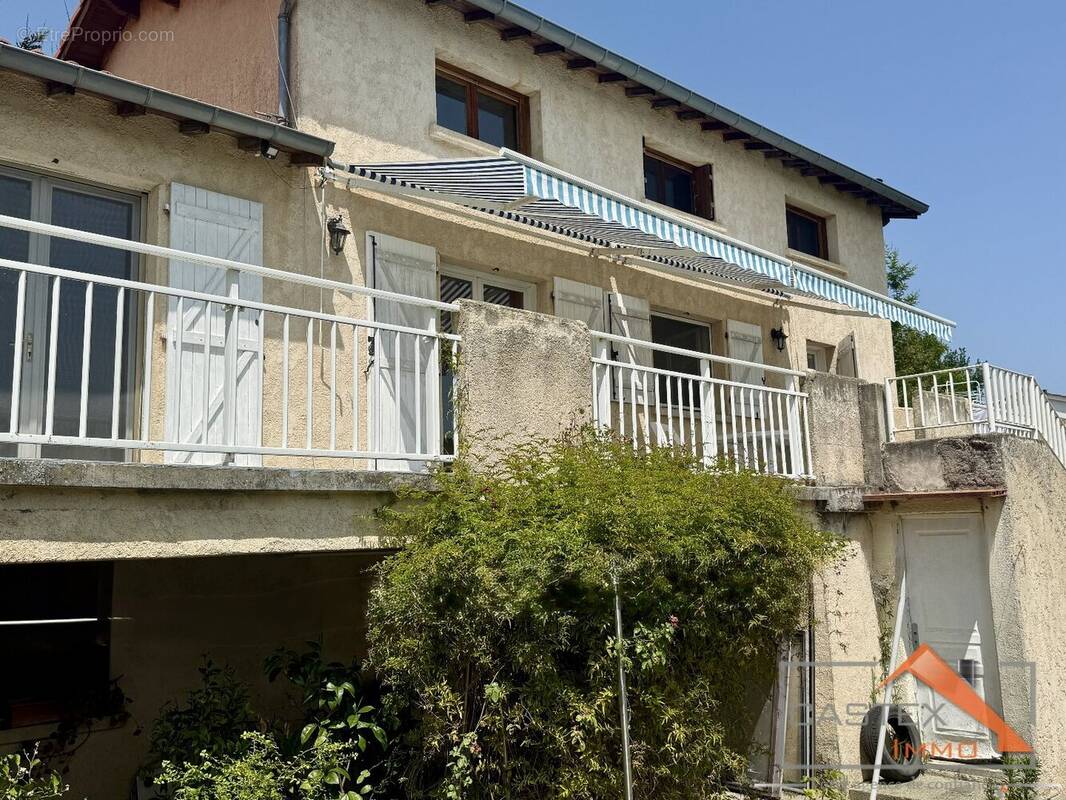 Maison à SAINT-MARTORY